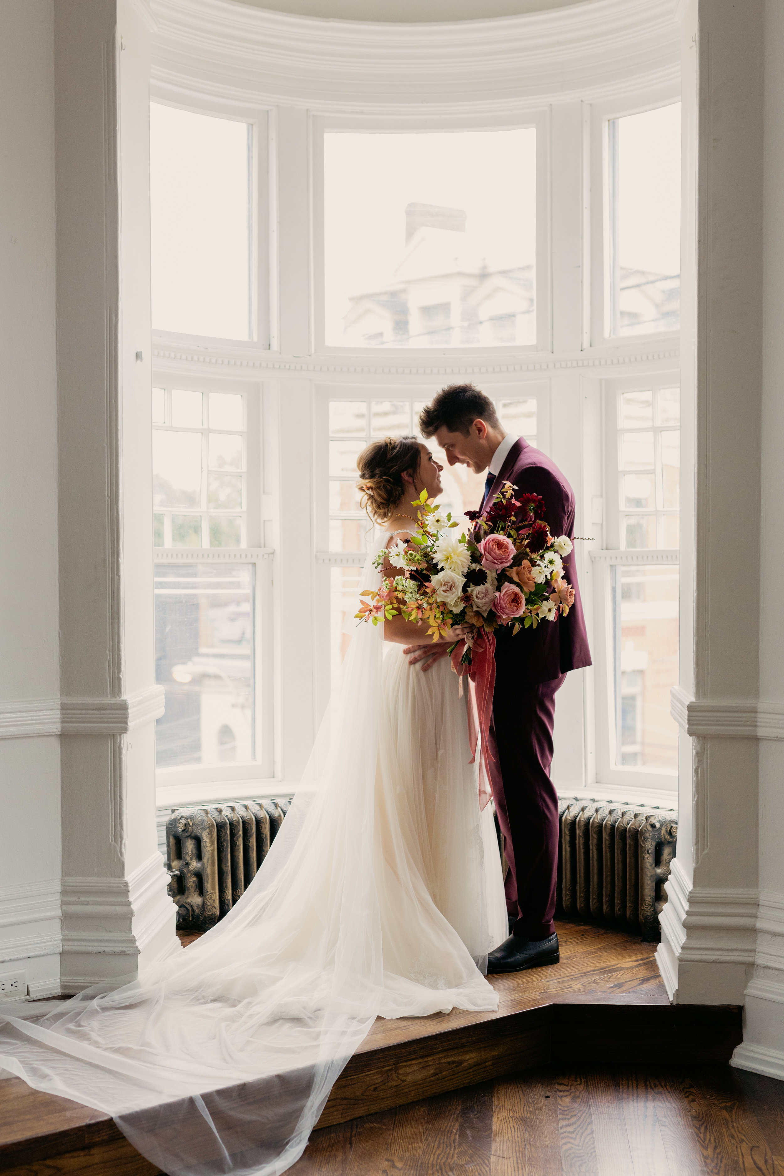 #bridalmakeupartist#bridalbeauty #makeup by #torontomakeupartist #ecobeautyprofessional Maya Goldenberg @thebishahotel#Toronto Photo by Kayla Rocca